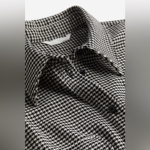 H&M Oversized Twill Houndstooth Shacket - Picture 2 of 6